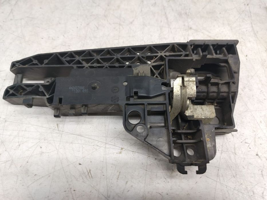 Suport maner dreapta fata 4h2837886 Audi A6 4G/C7 [2010 - 2014]