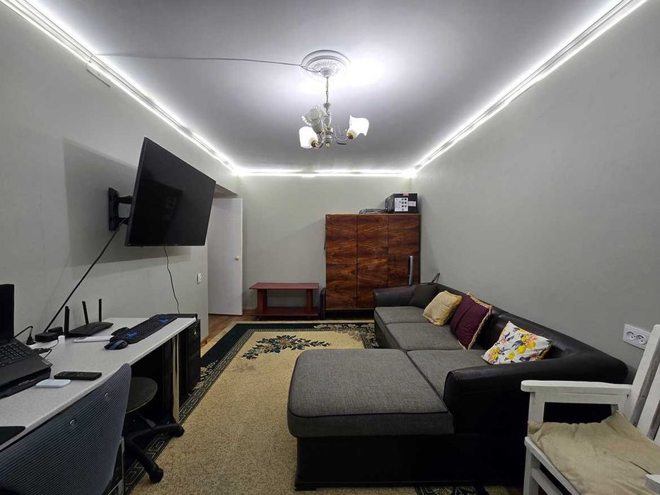 Продам 2 ком. квартиру Орбита 4 дом 33