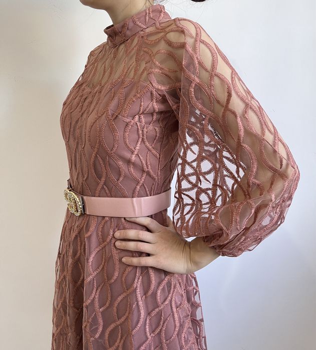 Новые платья с этикеткой