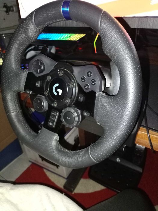 Logitech g923 с педали и лост