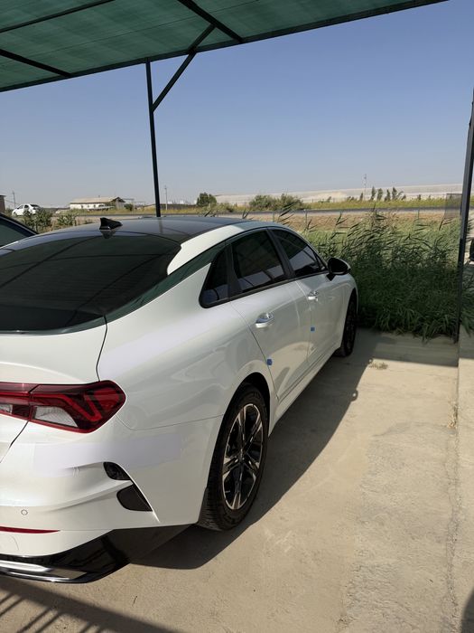 Kia K5 2023 tozza