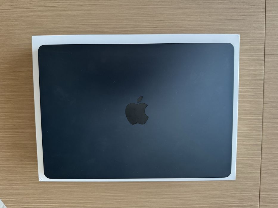 MacBook Air, 13,6 дюймов, Чип М2