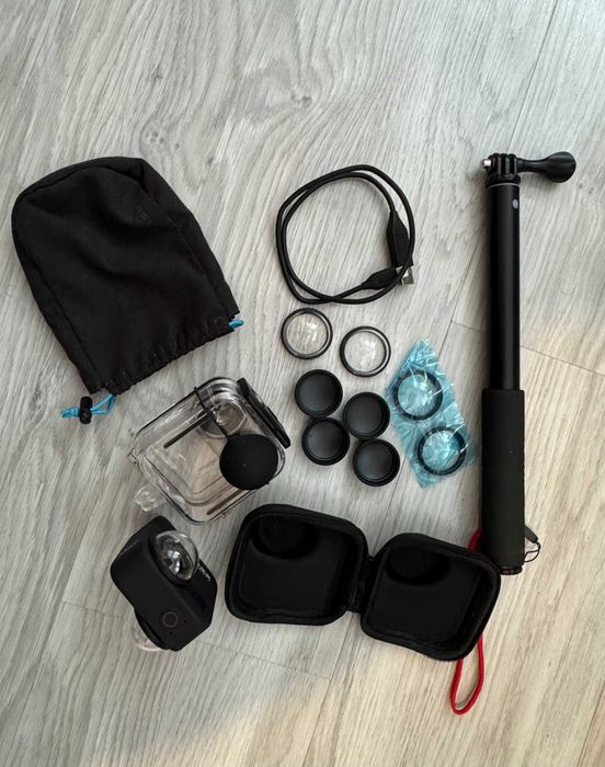 GoPro Max 360° камера + аксесоари (селфи стик, кейс, филтри) – отлична!