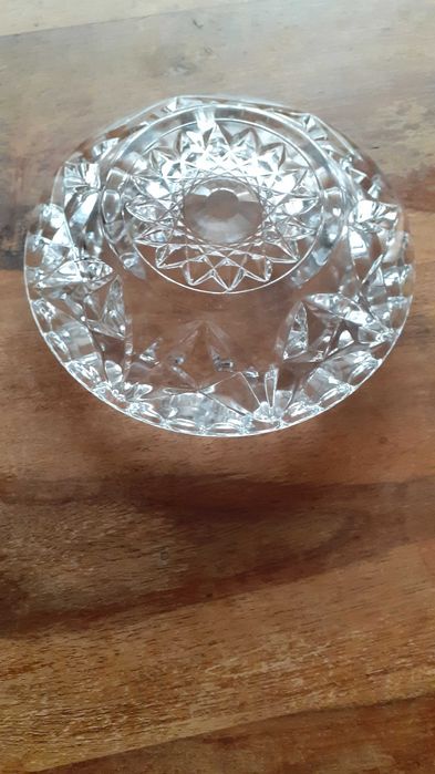 пепелник за цигари оловен кристал, висококачествен резбован