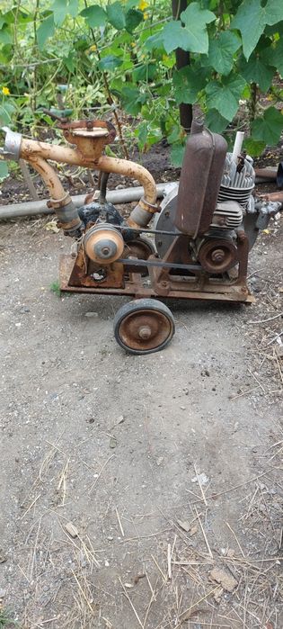 Продам водяной насос