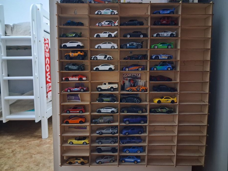 Машинки Hot Wheels