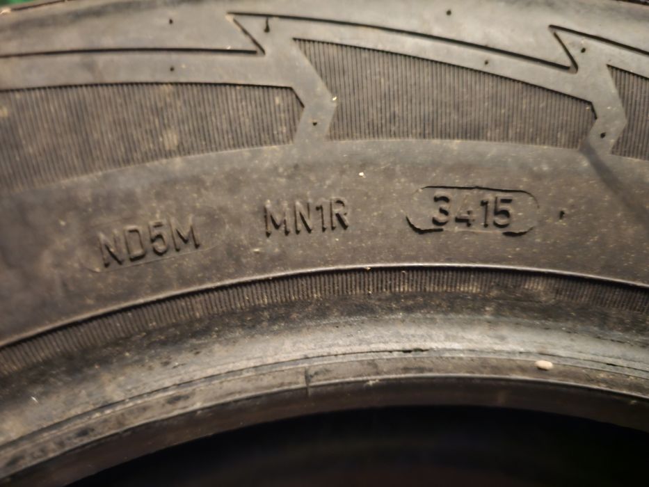 Зимни гуми 215/60/16