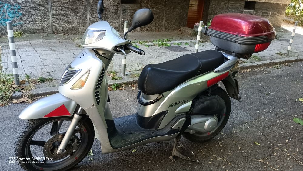 Мотоциклет Хонда SH150