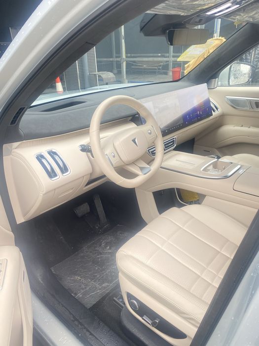 Deepal S09 4x4  Full nalichi