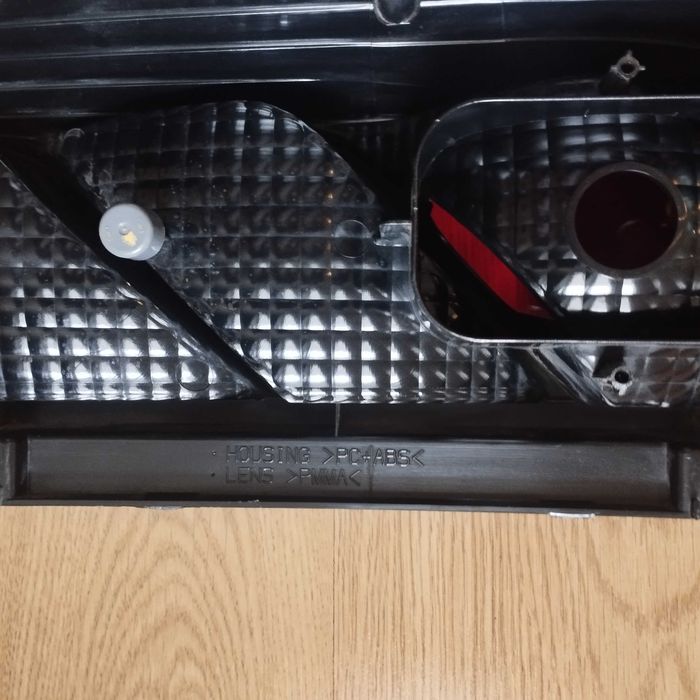 Ляв стоп за Iveco.