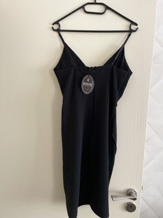 Елегантна рокля