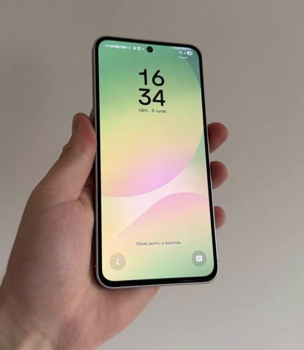 Vând Samsung A56 alb,128 GB ca nou