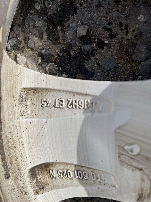 Продам диски с резиной