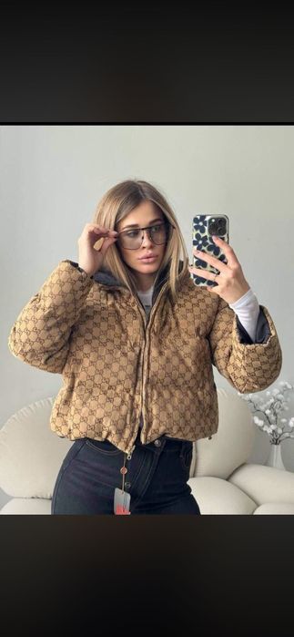 Двулицево яке gucci