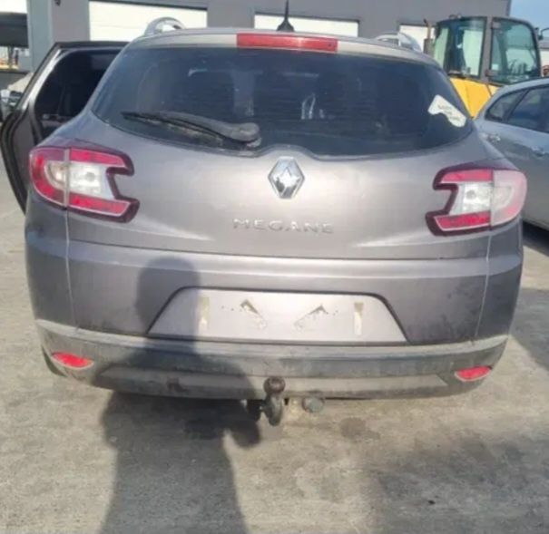 Vând Renault megane