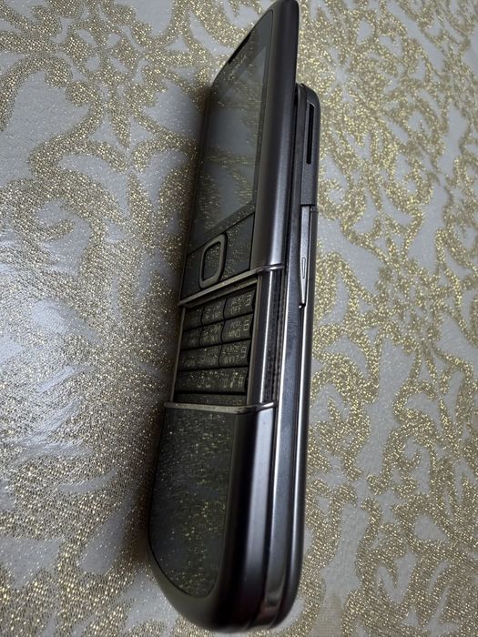 НОКИА 8800 карбон