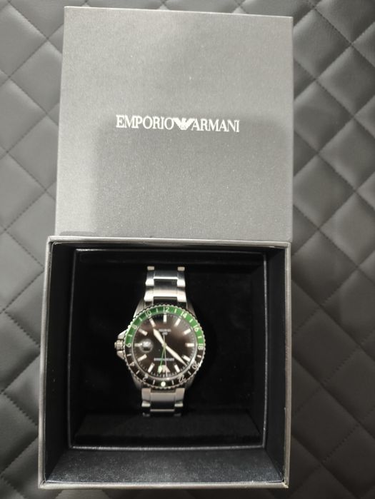 Продам часы Armani AR11589