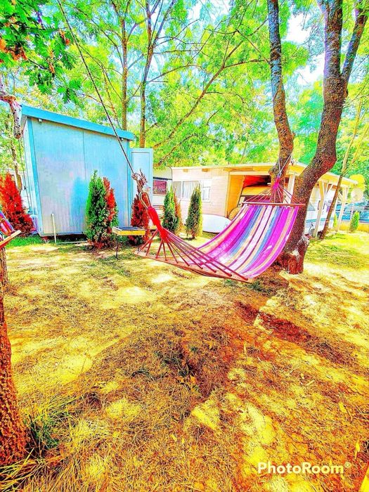 Отдава се каравана и бунгало под наем