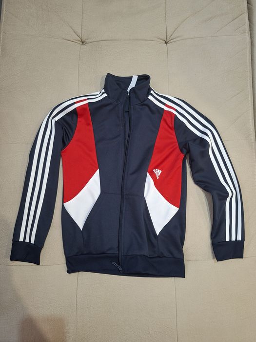 Анцунг Adidas детски  !