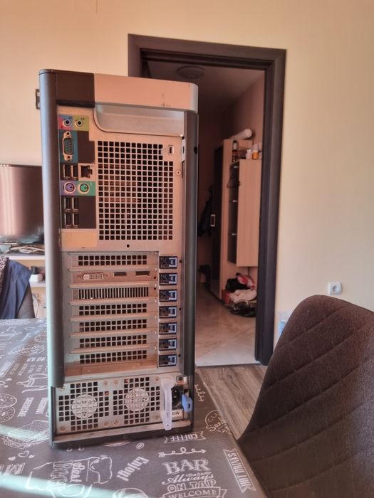 Продавам настолен геймарски компьотър марка Dell