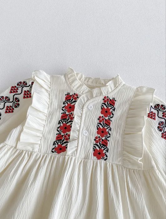 Рокля с българска шевица за момиченце