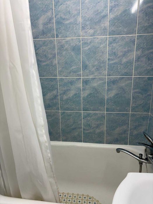 Inchiriez apartament cu 2 camere mobilat