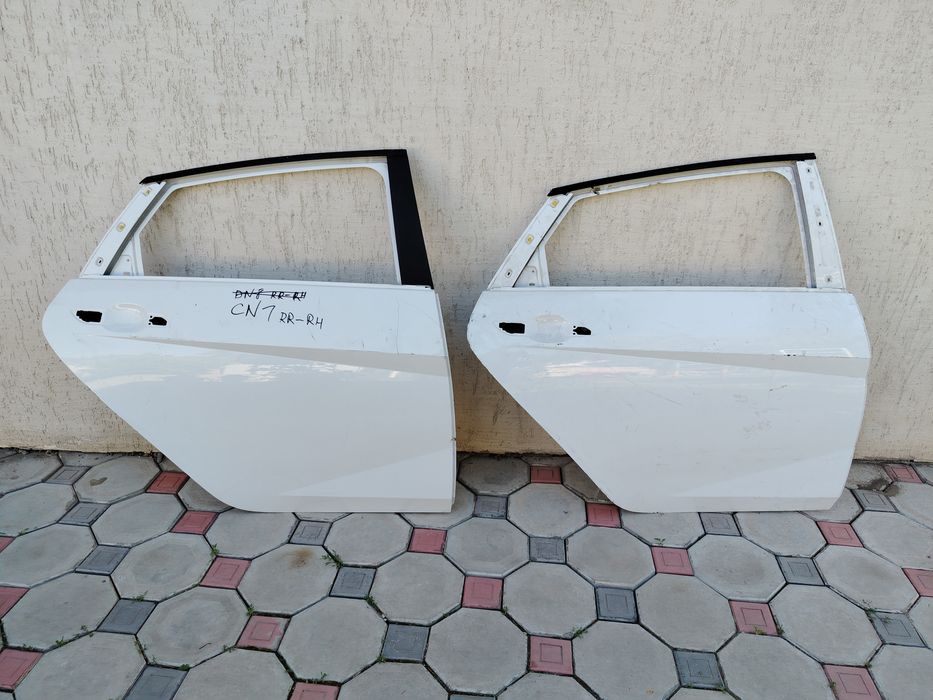 Двери Elantra CN 7