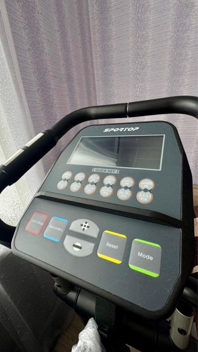 Эллиптический тренажёр Sportop E60