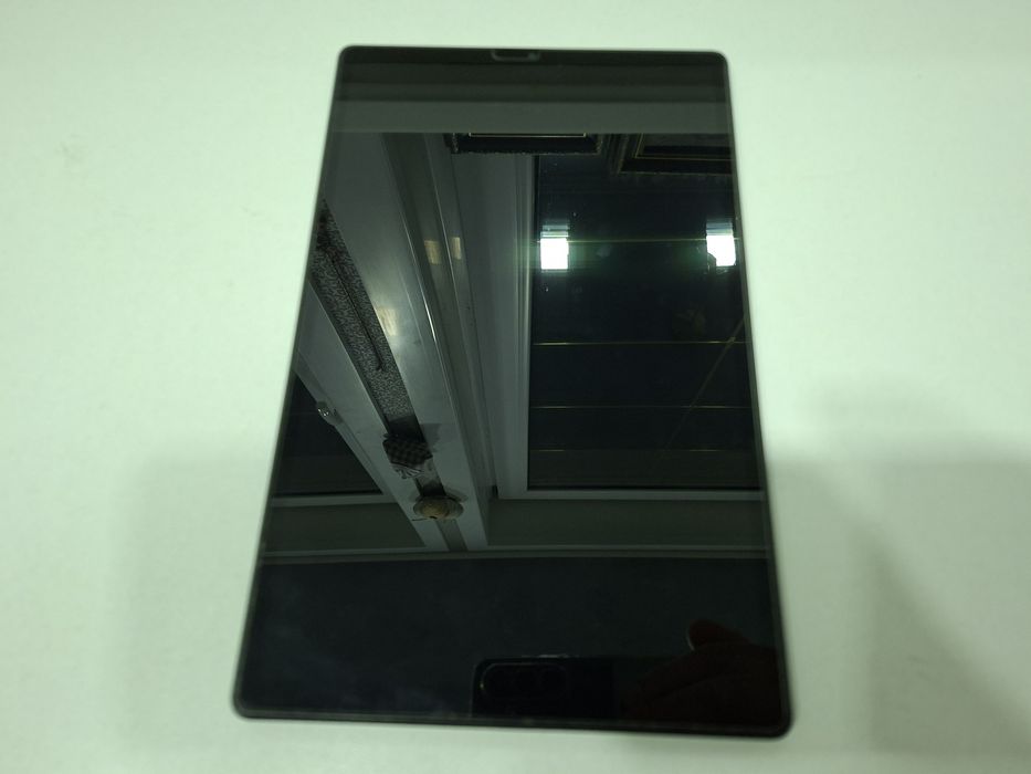 Продам планшет Lenovo 4/64