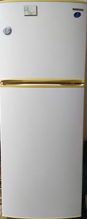 Продается холодильник Samsung