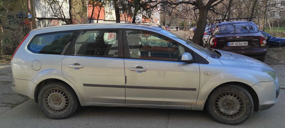 Продавам Форд фокус 1,8 tdsi 2005г 210000кмм много добро състояние
