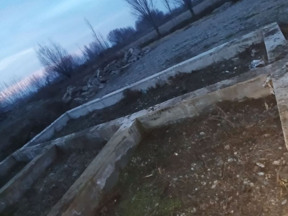 Срочна 8 сотх учаска сотилади 8000 болиши 7000