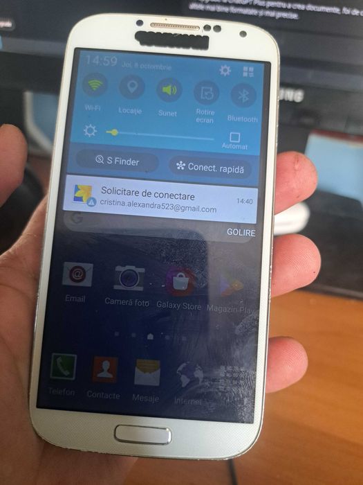 Samsung Galaxy S4 – Funcțional, stare estetică uzată