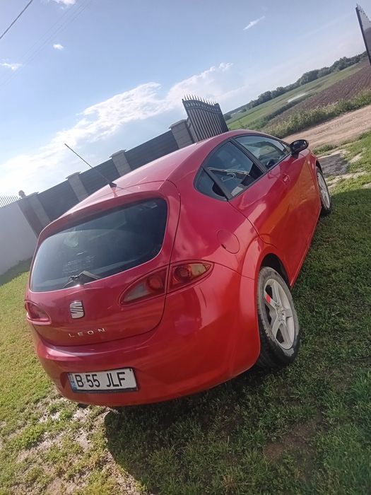 Vând seat Leon impecabil!