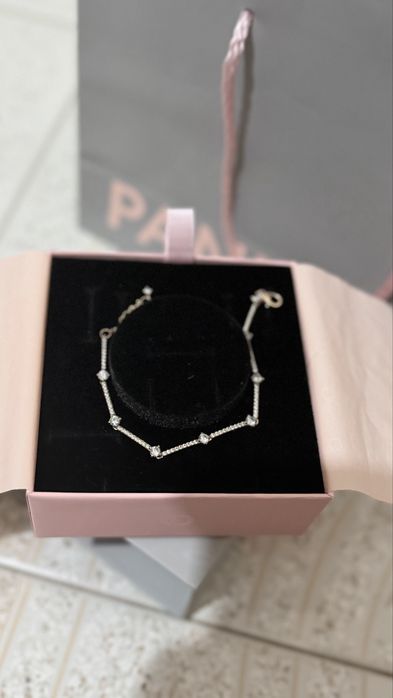 Pandora гривна уверени стъпки