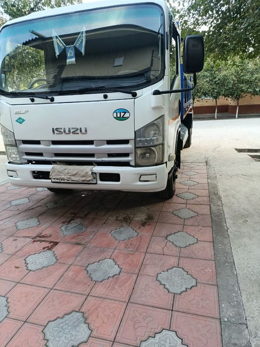 Isuzu sotiladi 2013