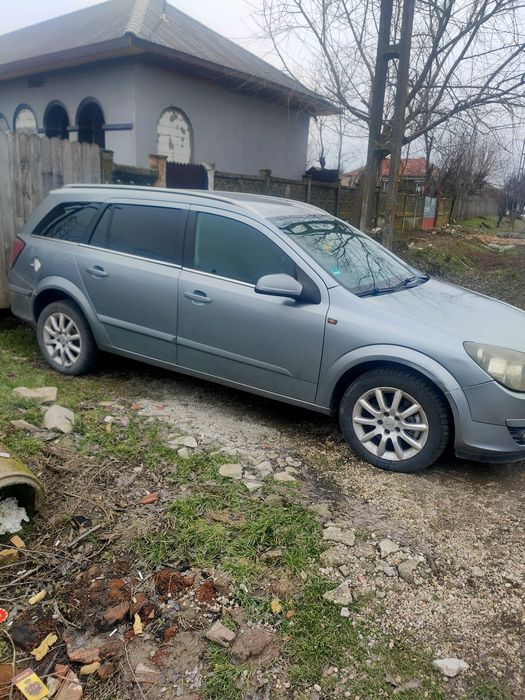 Vând Opel Astra h 1.9 120cp