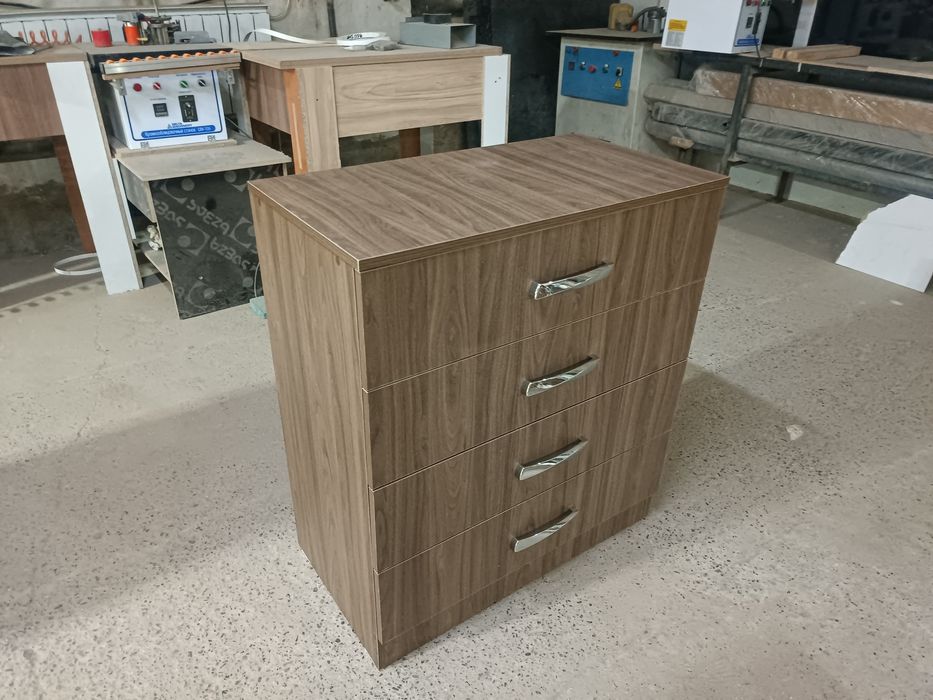 Продам комоды новые