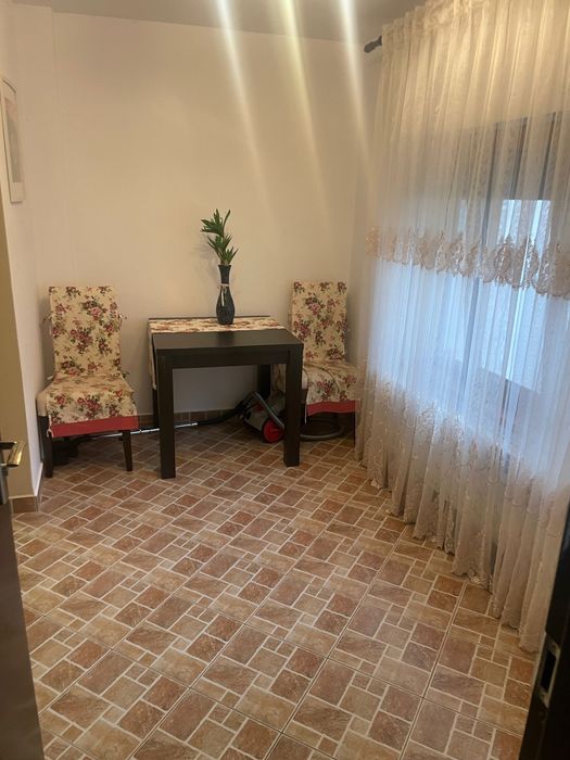 Apartament de vanzare cu gradina si extindere
