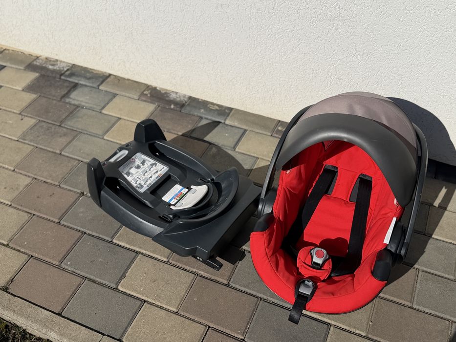 CARUCIOR  STOKKE Xplory 3 in 1  + Scaun auto+ baza fixare Isofix