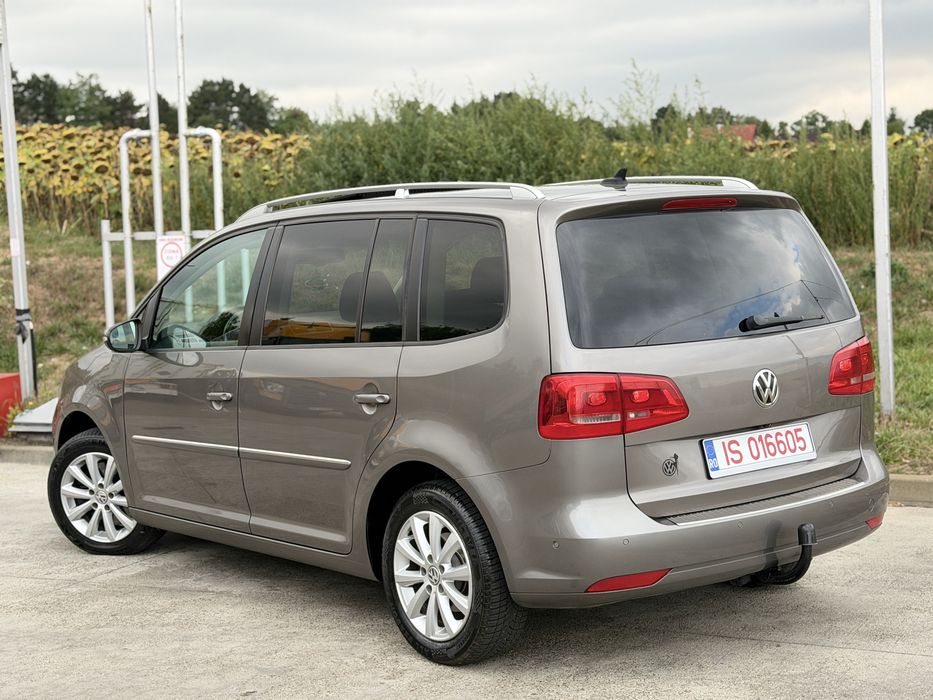 Volkswagen Touran/2.0 TDI/DSG(Cutie automată)/2011/Euro 5/6499€