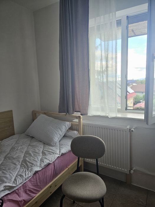 Ofer spre închiriere cameră cămin direct proprietar