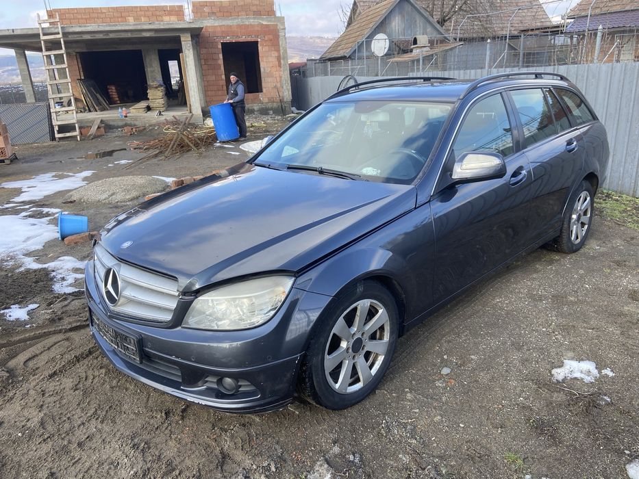Piese Mercedes C Class 200 cdi w204 an 2008 motor 2.2 diesel.injector