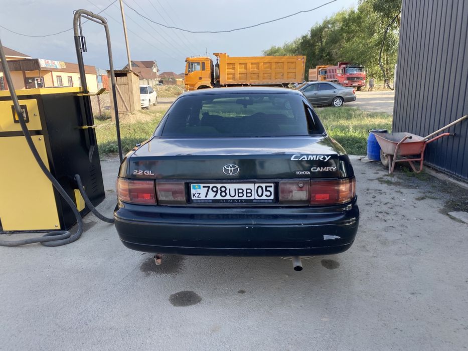 Машина тойота                           А.