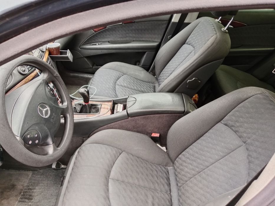 Mercedes E220cdi manual