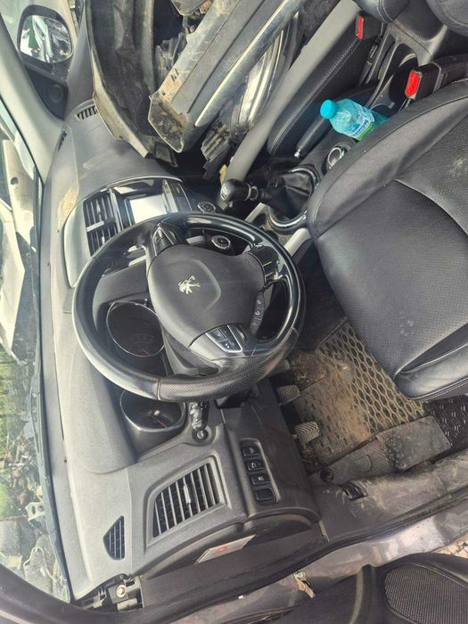 Peugeot 4008 1.8HDI на части
