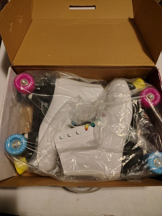 Decathlon Raven Iris White skates 39-42 Patine rotile role reglabile