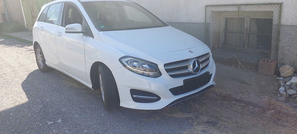 Mercedes-Benz B 180, Мерцедес Б180
Януари 2018