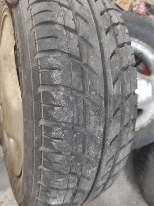 Гуми с джанти алуминиеви...