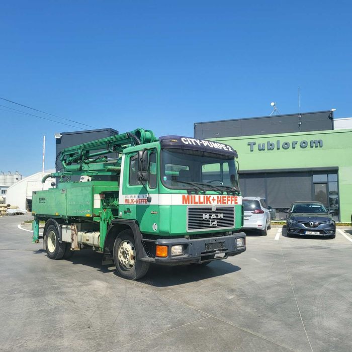 Autopompa beton Citypump Schwing 16 metri